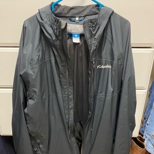 L Columbia Rain Jacket